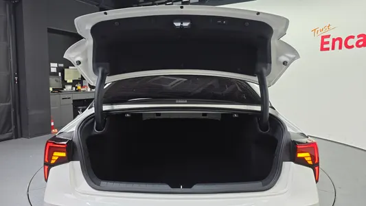 Kia K5 3 2.0 2024 16