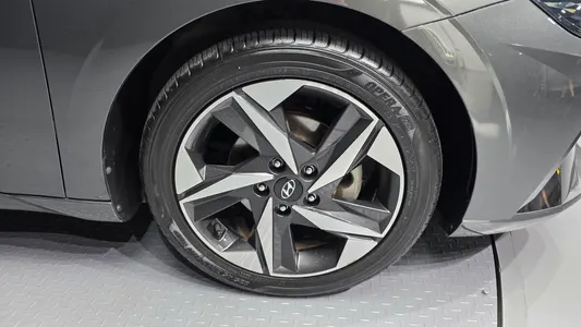 Hyundai (CN7) 1.6 2021 5