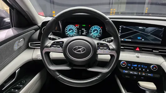 Hyundai (CN7) 1.6 2021 13