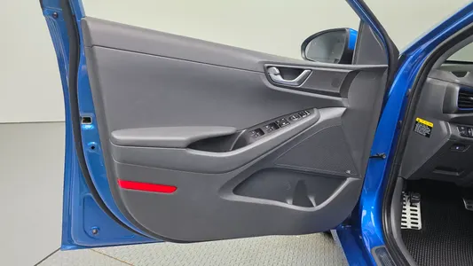 Hyundai 아이오닉 하이브리드 Q 2016 24