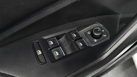 Volkswagen 7 1.5 TSI 2023 28