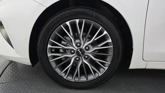Kia K3 2 1.6 2021 5