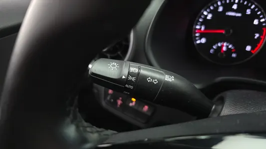 Kia K3 2 1.6 2021 33