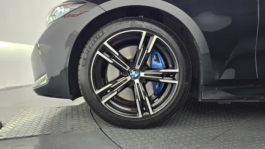 BMW 3 Series (G20) 320i M 2025 5