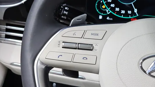 Hyundai IG 2.5 2022 15