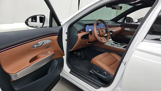 Genesis GV70 2.5T 2WD 2025 10
