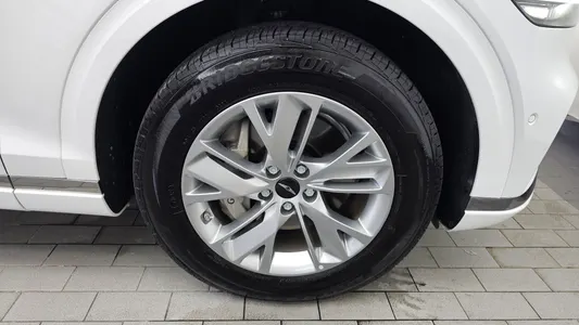 Genesis GV70 2.5T 2WD 2025 21