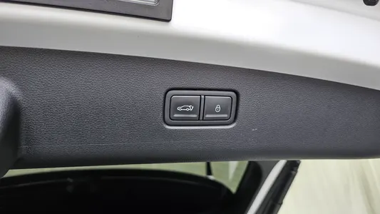Genesis GV70 2.5T 2WD 2025 29