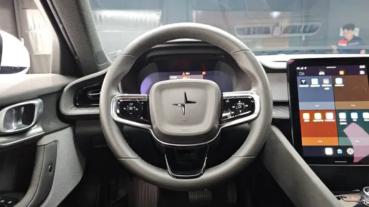 Polestar 2 2022 12