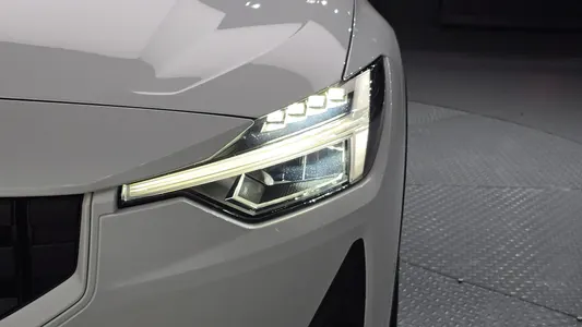 Polestar 2 2022 22