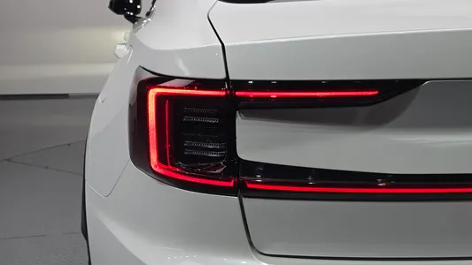 Polestar 2 2022 23