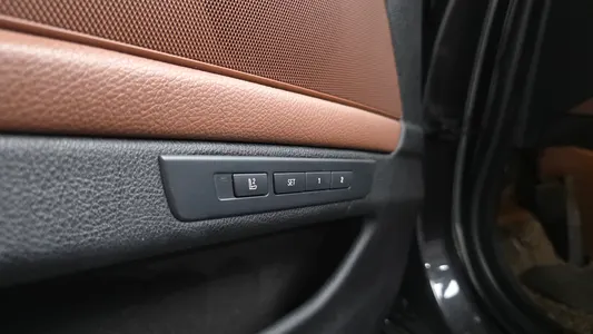 BMW 5 Series (F10) 520d 2015 17
