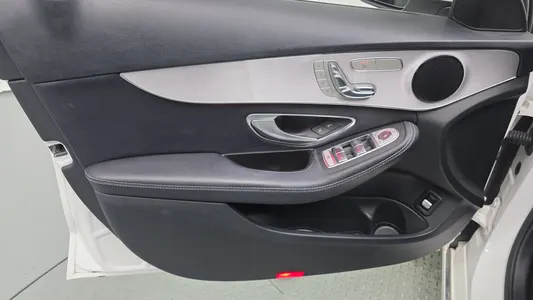 Mercedes-Benz C-Class W205 C220 d 4MATIC 2018 24