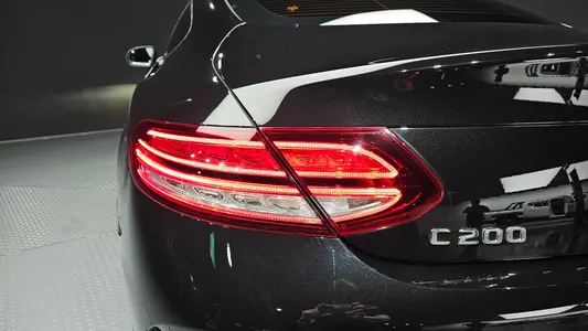 Mercedes-Benz C-Class W205 C200 2020 24