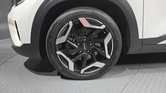 Kia Seltos 1.6 2WD 2022 5