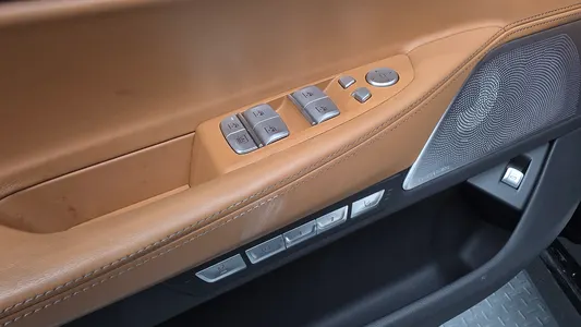 BMW 7 Series (G11) M760Li xDrive 2017 37
