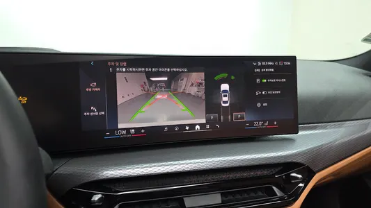 BMW 3 Series (G20) 320i M 2025 14