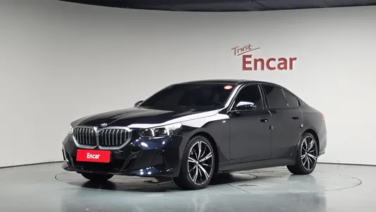 BMW 5 Series (G60) 530i xDrive M 2024