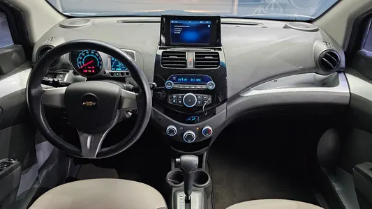 Chevrolet Spark LT 2012 7