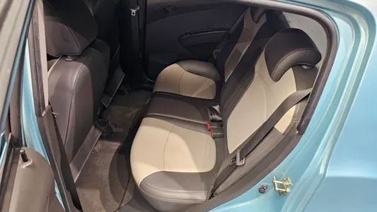 Chevrolet Spark LT 2012 12