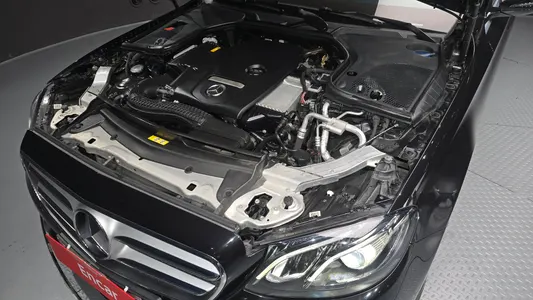 Mercedes-Benz E-Class W213 E200 2017 6