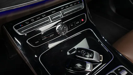 Mercedes-Benz E-Class W213 E200 2017 19