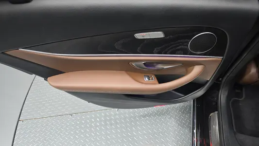 Mercedes-Benz E-Class W213 E200 2017 25