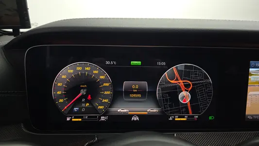 Mercedes-Benz E-Class W213 E350 4MATIC AMG Line 2019 8