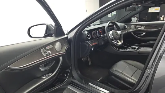 Mercedes-Benz E-Class W213 E350 4MATIC AMG Line 2019 10