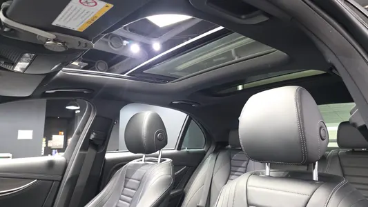 Mercedes-Benz E-Class W213 E350 4MATIC AMG Line 2019 19