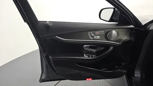 Mercedes-Benz E-Class W213 E350 4MATIC AMG Line 2019 24