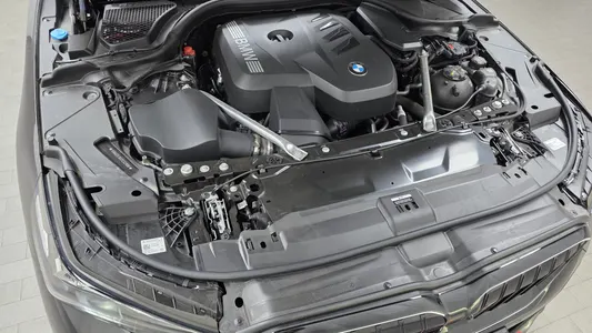 BMW 5 Series (G60) 530i xDrive M 2026 5