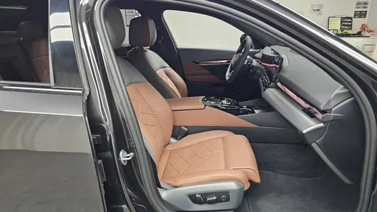 BMW 5 Series (G60) 530i xDrive M 2026 10
