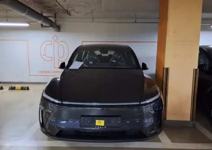 Tesla Y L AWD 2026