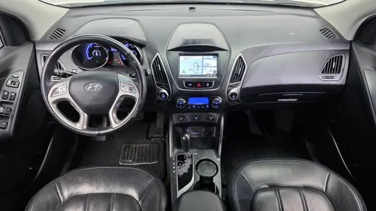 Hyundai ix 2WD LX20 2011 7