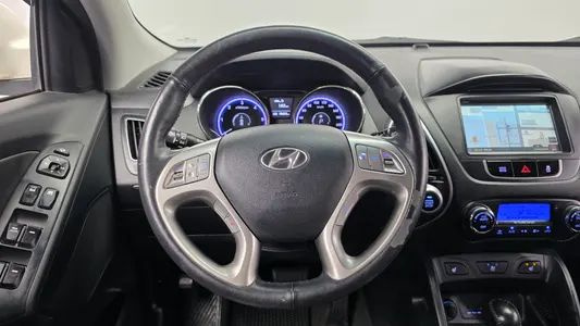 Hyundai ix 2WD LX20 2011 13