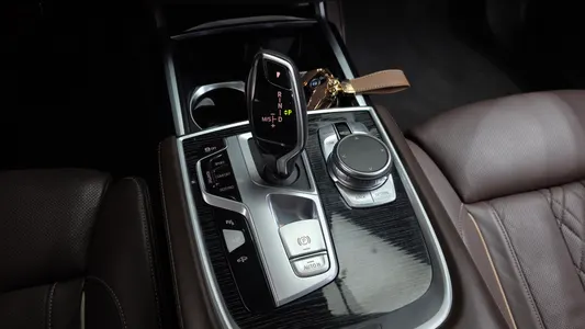 BMW 7 Series (G11) 730d xDrive M 2018 9