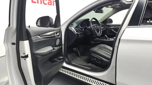 BMW X6 (F16) xDrive 30d 2016 10