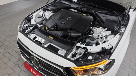 Mercedes-Benz E-Class W214 E300 4MATIC AMG Line 2024 5