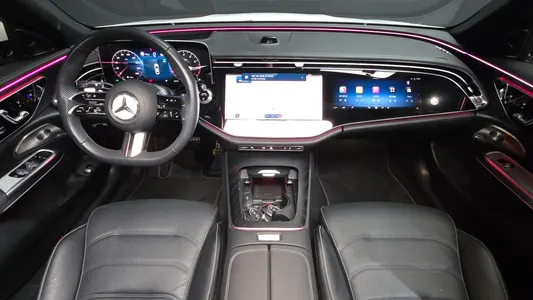 Mercedes-Benz E-Class W214 E300 4MATIC AMG Line 2024 6