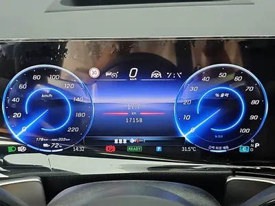 Mercedes-Benz EQB X243 EQB300 4MATIC AMG 2025 6