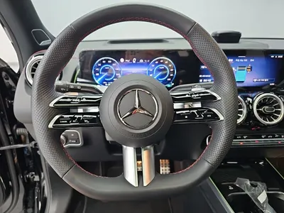 Mercedes-Benz EQB X243 EQB300 4MATIC AMG 2025 9