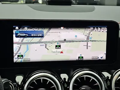 Mercedes-Benz EQA H243 EQA250 AMG 2025 14