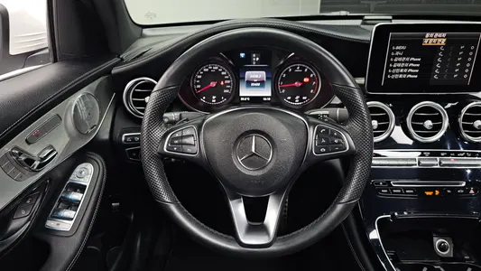 Mercedes-Benz GLC-Class X253 GLC300 4MATIC AMG Line 2019 13