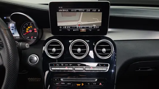 Mercedes-Benz GLC-Class X253 GLC300 4MATIC AMG Line 2019 14