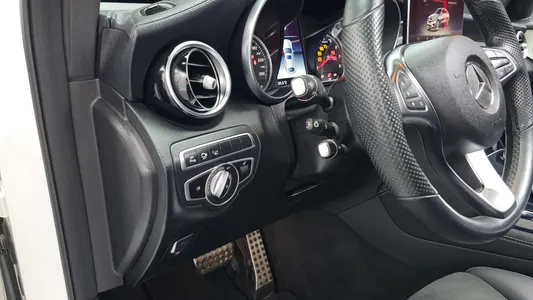 Mercedes-Benz GLC-Class X253 GLC300 4MATIC AMG Line 2019 19
