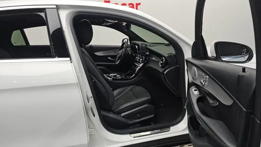 Mercedes-Benz GLC-Class X253 GLC300 4MATIC AMG Line 2019 26