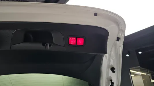Mercedes-Benz GLC-Class X253 GLC300 4MATIC AMG Line 2019 36