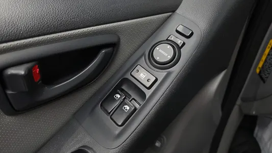Hyundai Grand Starex 3 2016 12