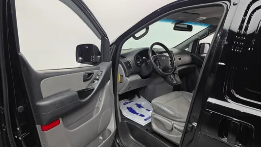 Hyundai Grand Starex 3 2016 10